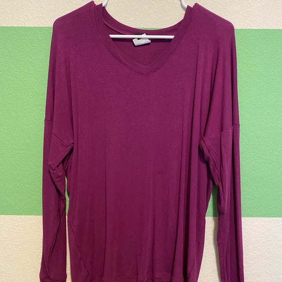 CAbi Serenity Tee — Size SMALL - Picture 2 of 7